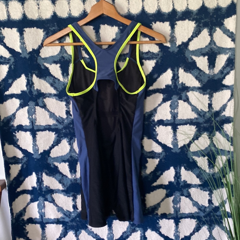 Nwot medium full body swimsuit - Picture 8 of 14